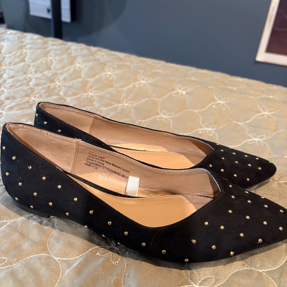 Black and gold flats - Picture 2 of 4